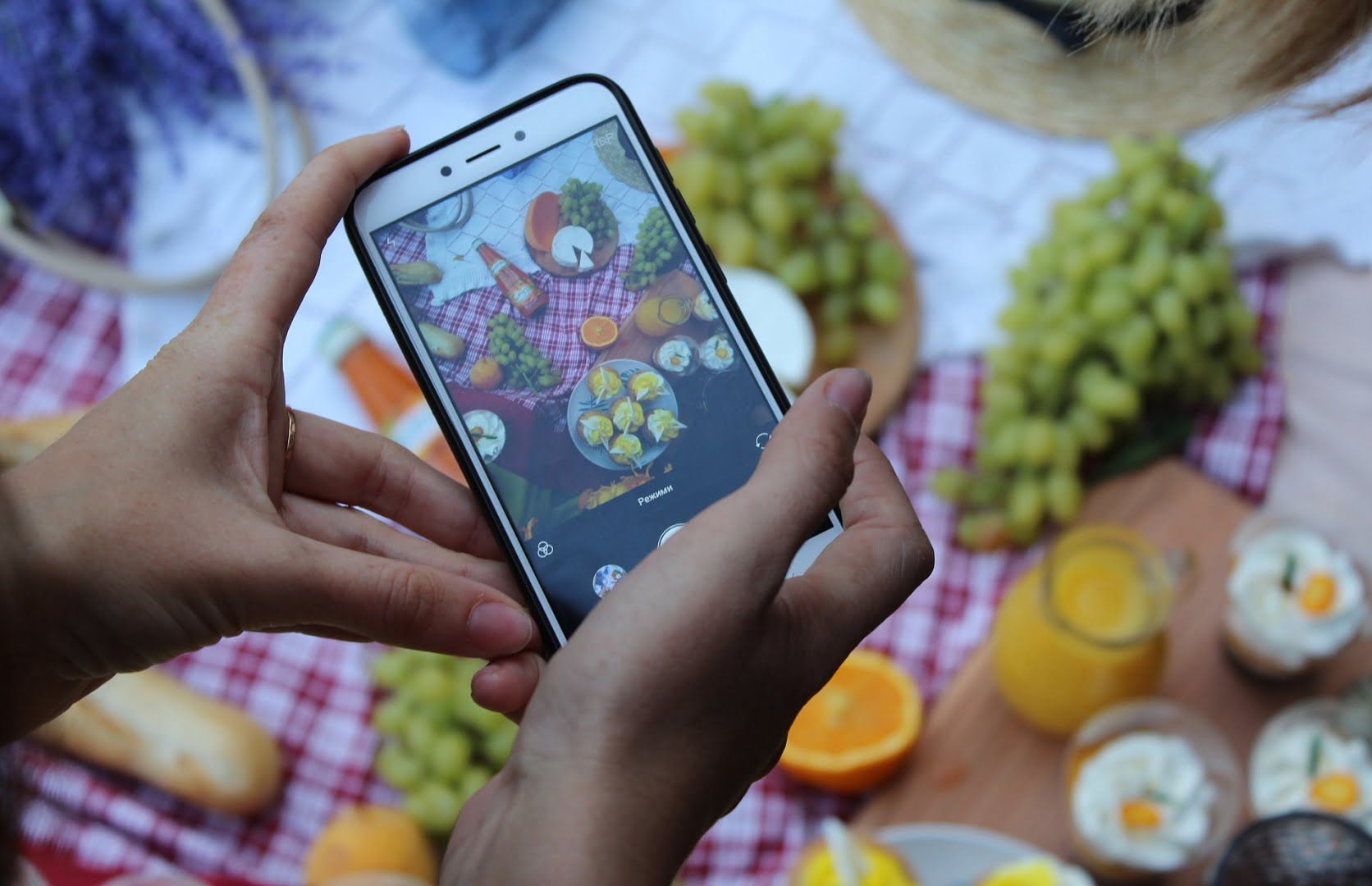 Как снимать красивые фото в стиле Flat Lay: мастер-класс от винницких энтузиастов