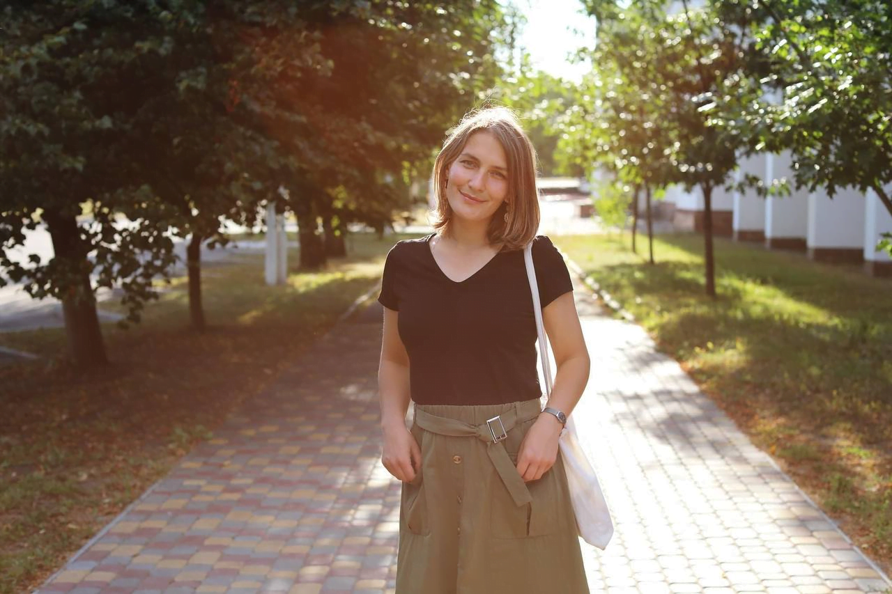 «Жизнь невероятно красива, если быть внимательной к чудесам»: история винничанки, которая влюблена в поэзию