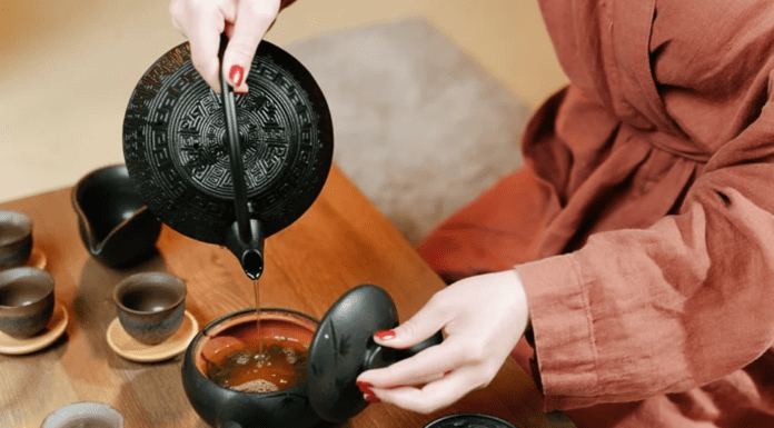 Разные, но японские и зеленые: чаи Сенча и матча