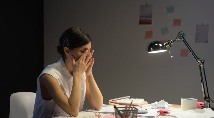 Как справиться с давлением на работе: упражнения и советы